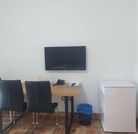 חדר סטנדרט יחיד, Europa