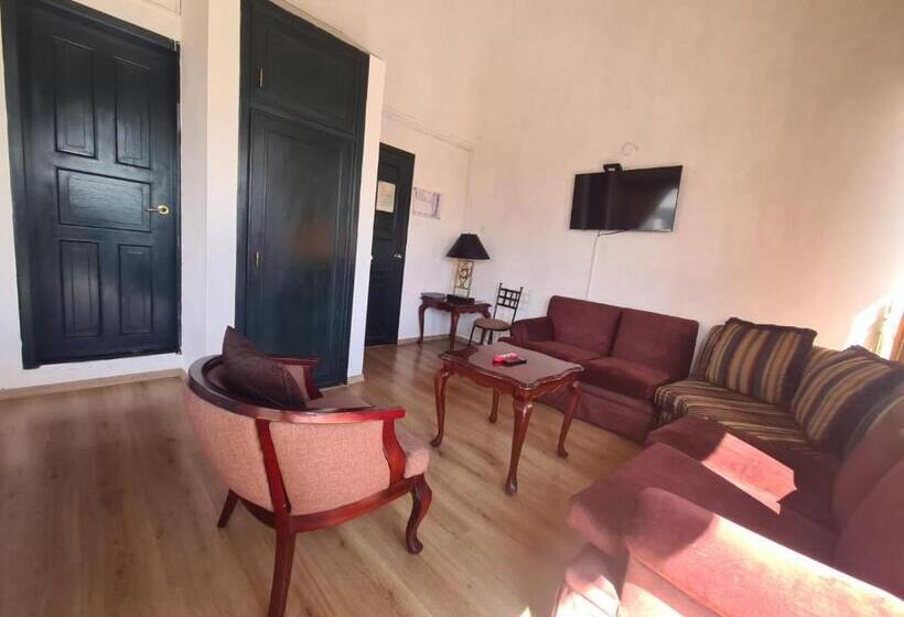Quarto Deluxe com Sacada, González Suarez