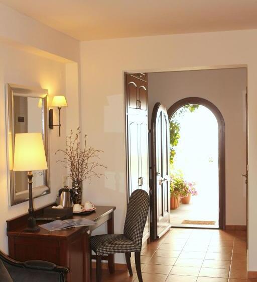 غرفة قياسية رباعية, Guesthouse Kapaniaris