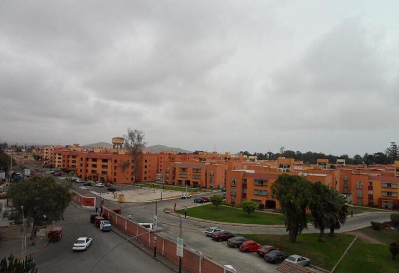 غرفة قياسية ثلاثية, Hostal Jovita