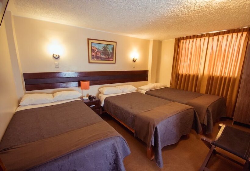 标准三人间, Hostal Villa Melgar