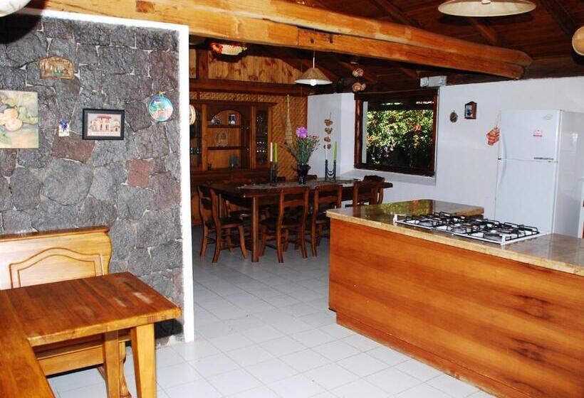 スタンダード４人部屋, Hosteria Airport Garden