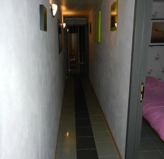 Talo 3 Makuuhuonetta, B&b Le Ti Bou De Refuge