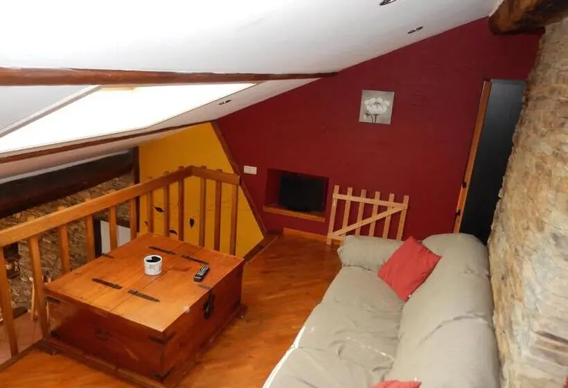 Talo 2 Makuuhuonetta, B&b Le Ti Bou De Refuge