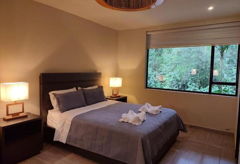 سوییت خانوادگی, Mindo Garden Lodge And Wildlife Reserve