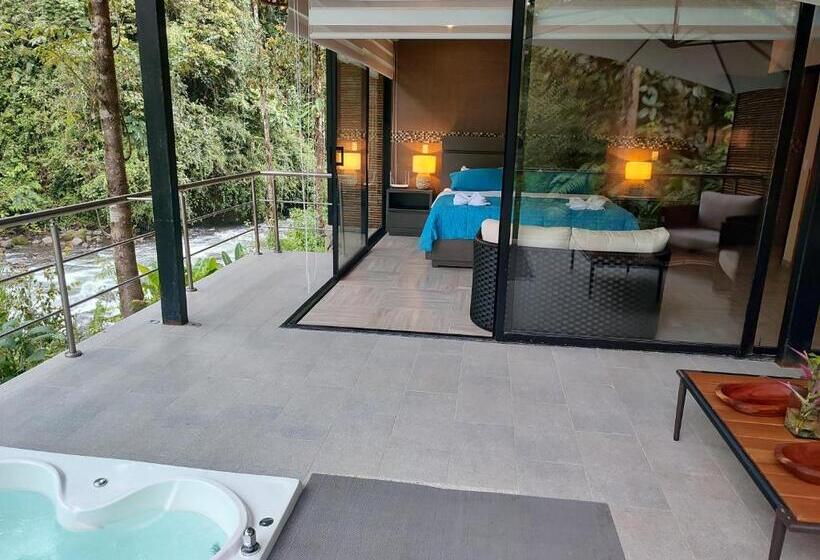 سوییت خانوادگی, Mindo Garden Lodge And Wildlife Reserve