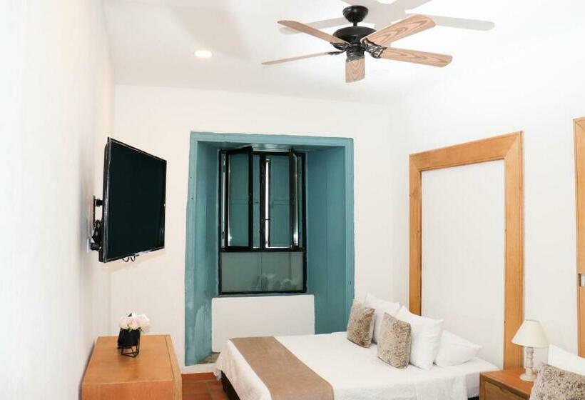 家庭间, Camino A Santa Fe