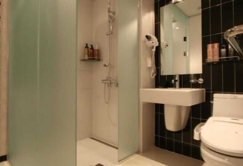 غرفة قياسية, Shinchon Y