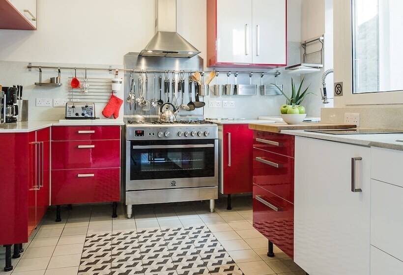 اتاق پنت هاوس, Two Pillows Boutique Hostel