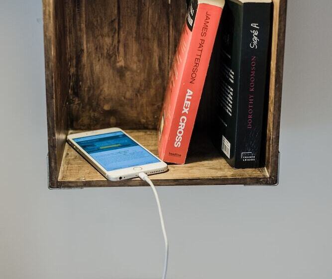 تختخواب در اتاق مشترک, Two Pillows Boutique Hostel