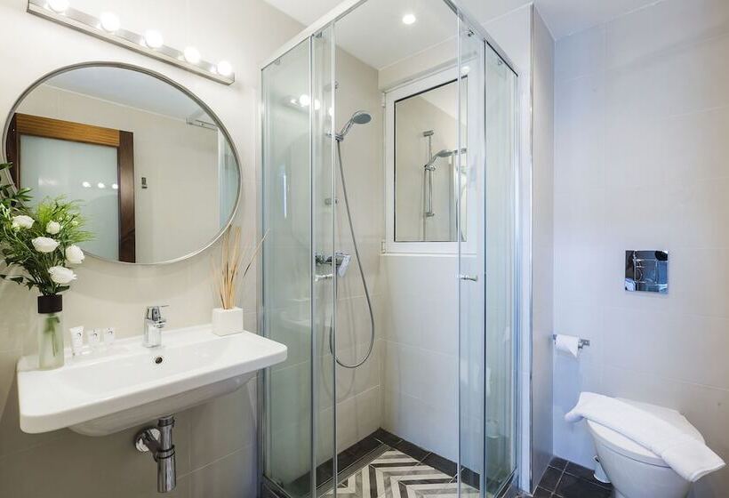 تختخواب در اتاق مشترک, Two Pillows Boutique Hostel