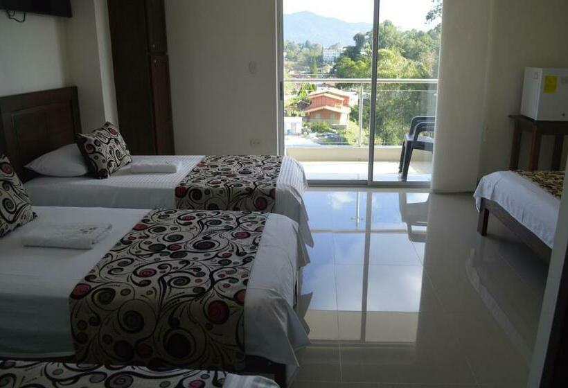 غرفة قياسية, Verony Guatape