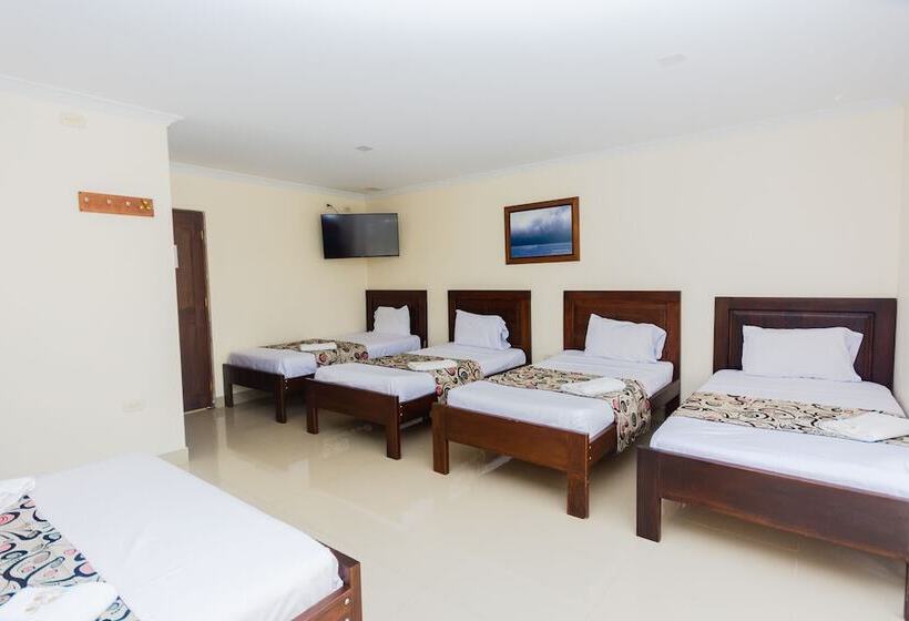 غرفة عائلية, Verony Guatape