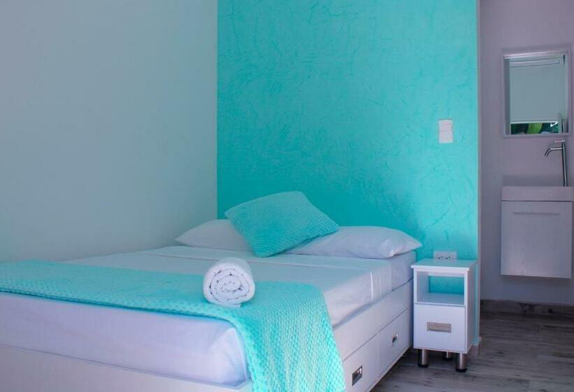 غرفة قياسية فردية, Victoria Imperial