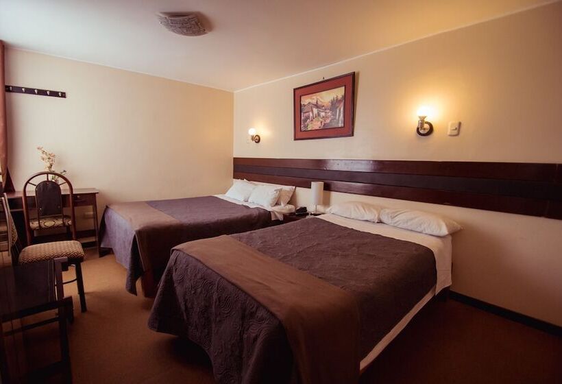 스탠다드 트리플 룸, Hostal Villa Melgar