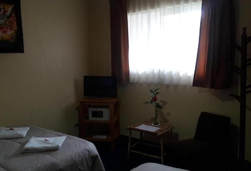 Standart Oda, Kurumi Hostel