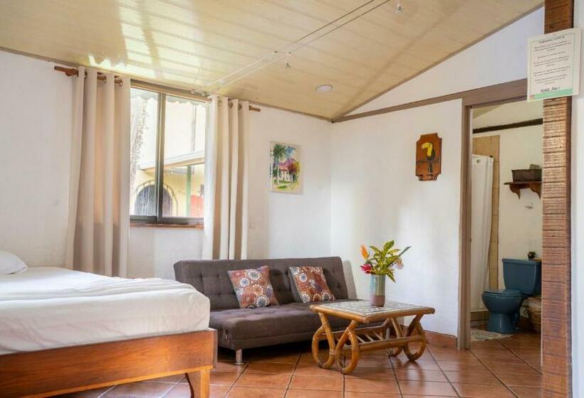 Бунгало Стандарт, Cabinas Montesol