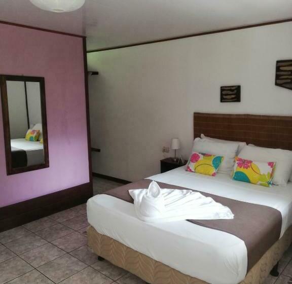 اتاق استاندارد, Aracari Garden Hostel