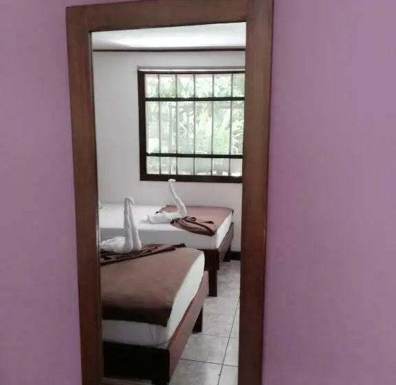 ベーシックルーム, Aracari Garden Hostel