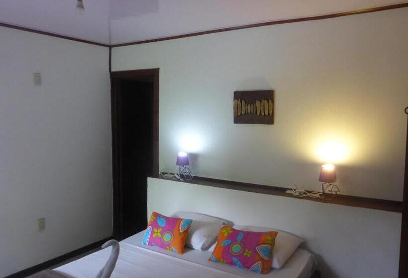 اتاق اکونومی, Aracari Garden Hostel