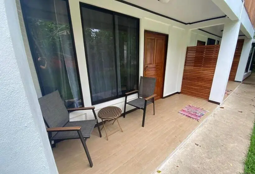 スーペリアールーム, Aracari Garden Hostel