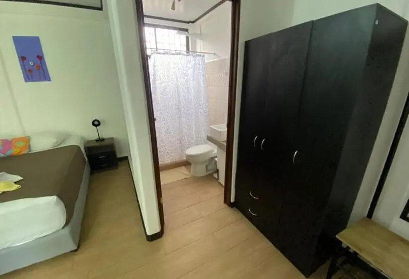 スーペリアールーム, Aracari Garden Hostel