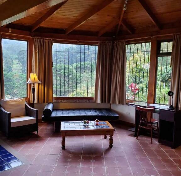 بنجلو ديلوكس, Finca Paraiso Mountain Retreat Near San Jose Airport