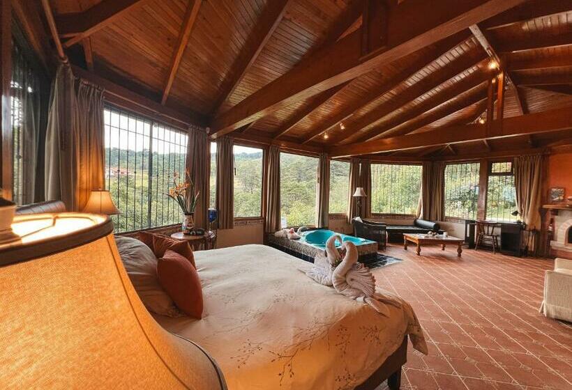 بنجلو ديلوكس, Finca Paraiso Mountain Retreat Near San Jose Airport