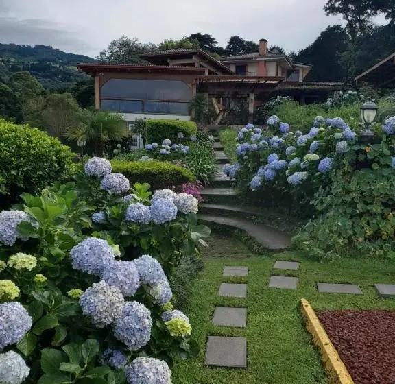 Deluxe-bungalow, Finca Paraiso Mountain Retreat Near San Jose Airport