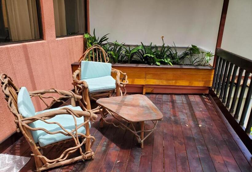 Люкс Повышенной Комфортности, Finca Paraiso Mountain Retreat Near San Jose Airport
