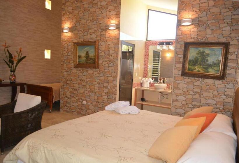 חדר דלוקס לארבעה, Finca Paraiso Mountain Retreat Near San Jose Airport