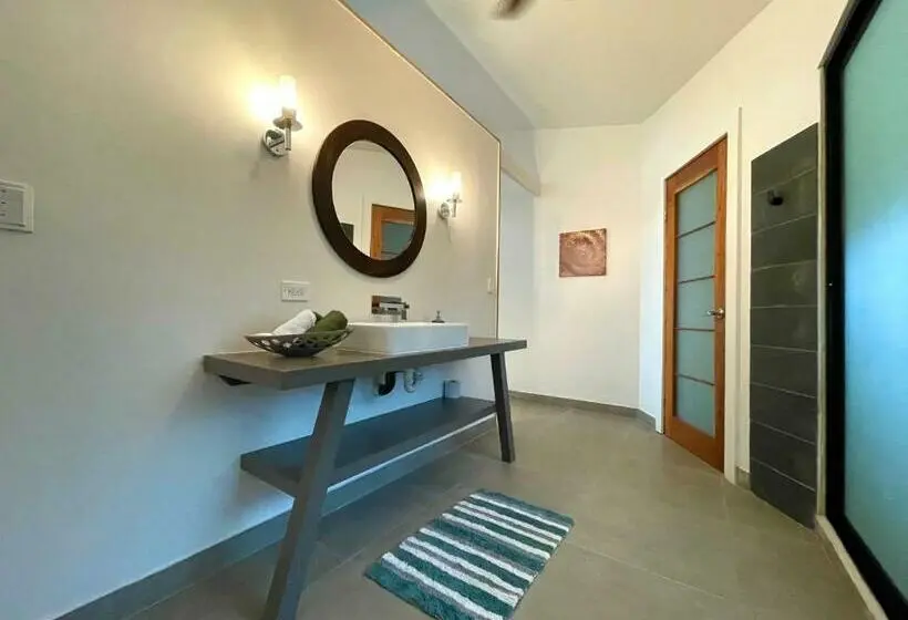 オーシャンビューのスタンダードバンガロー, Tree Of Life Cabinas
