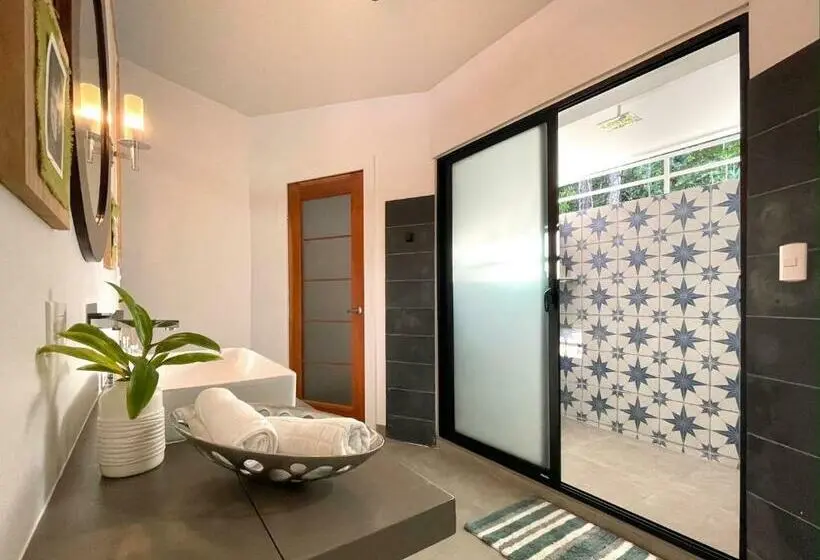 オーシャンビューのスタンダードバンガロー, Tree Of Life Cabinas