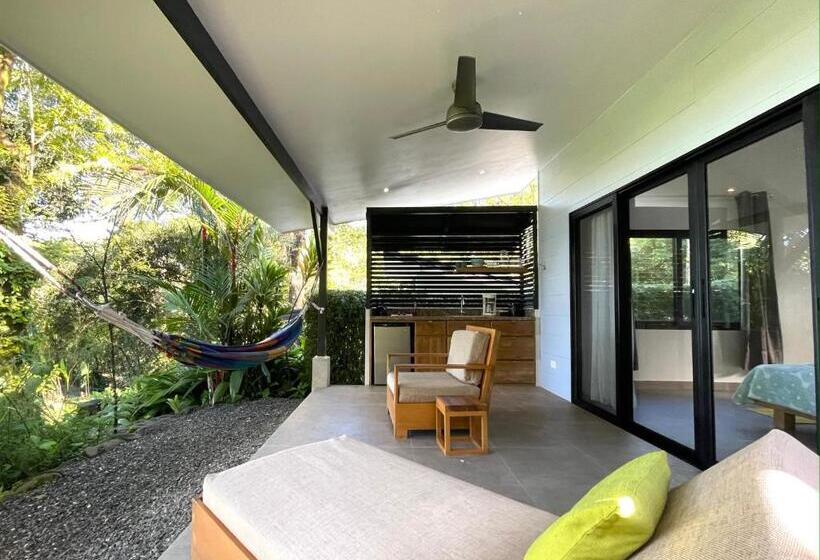 바다 전망 스탠다드 방갈로, Tree Of Life Cabinas