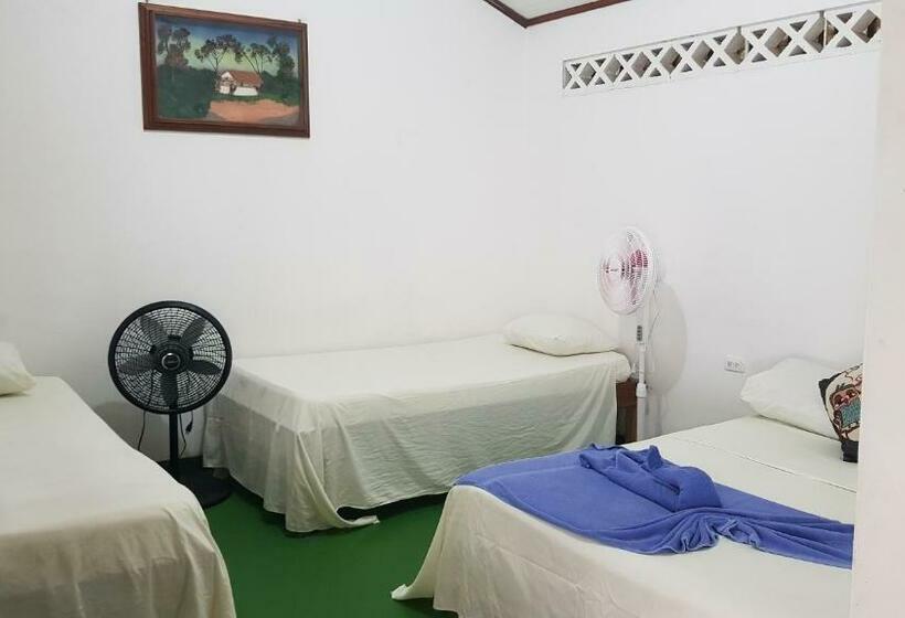 标准三人间, Cabinas Balcon Del Mar Tortuguero