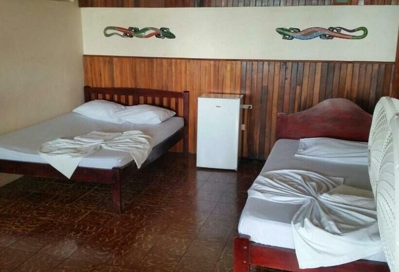 اتاق خانوادگی با چشمانداز دریا, Cabinas Mar Y Cielo