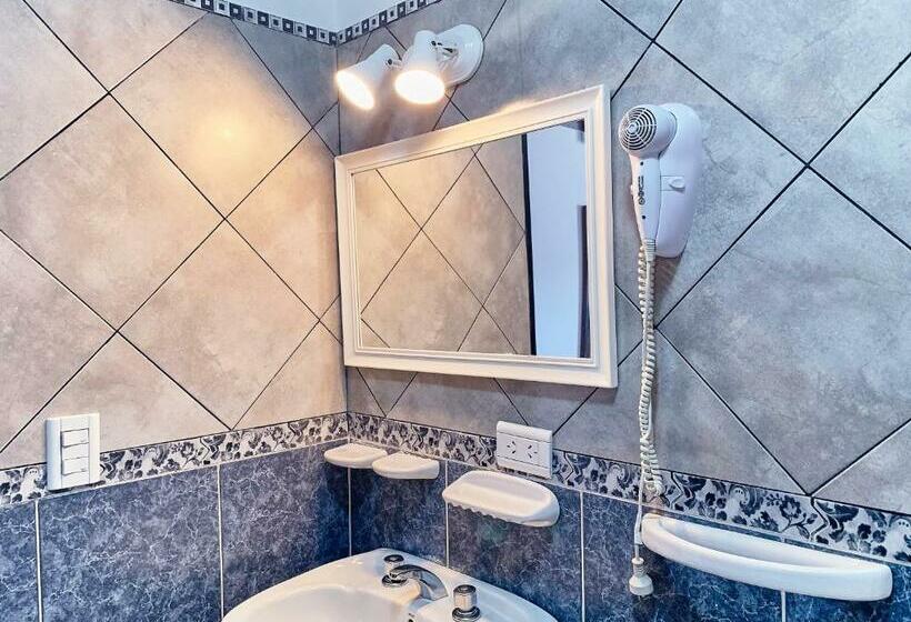 Quarto Deluxe, Cumbres Nevadas