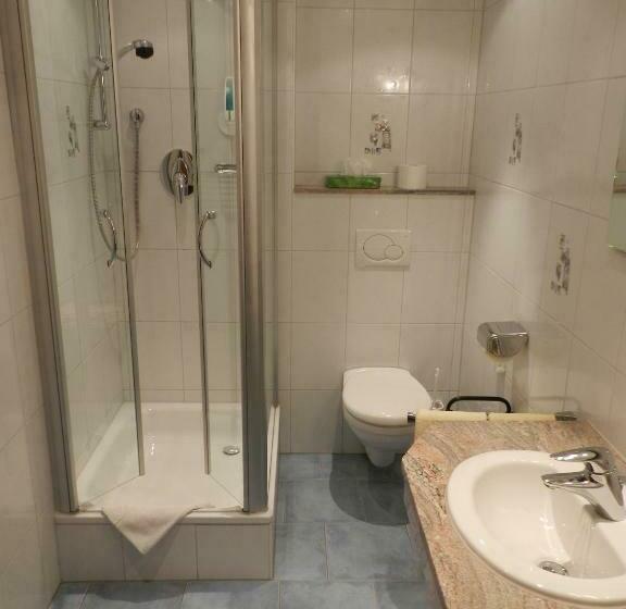 标准间, Gasthof Adler