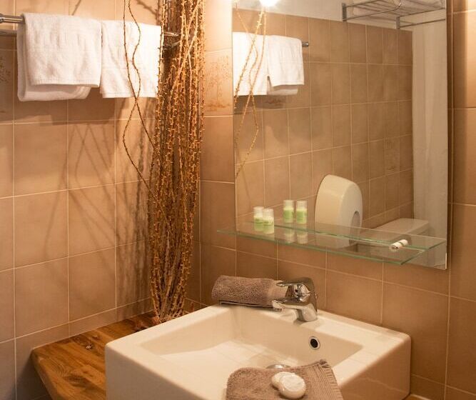 Номер Стандарт, Hôtel Cante Grit