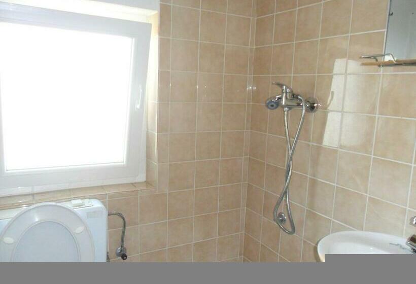 اتاق استاندارد, Sobe U Kucanstvu Mbm