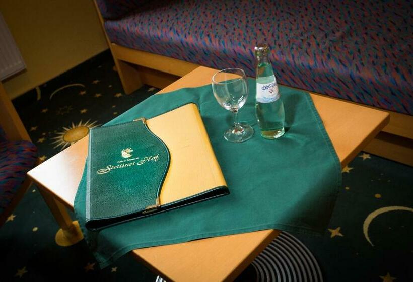 标准间, Stettiner Hof