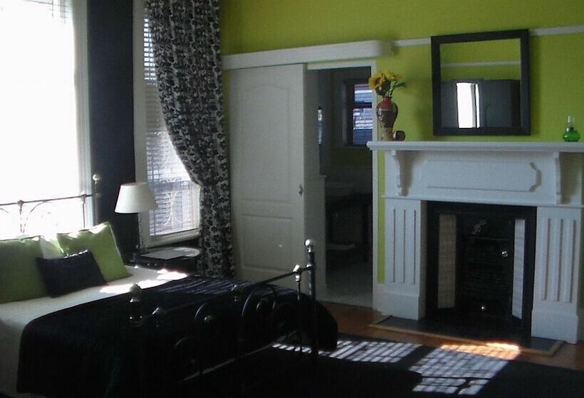 Семейный Номер, The 3 Chimneys Guest House