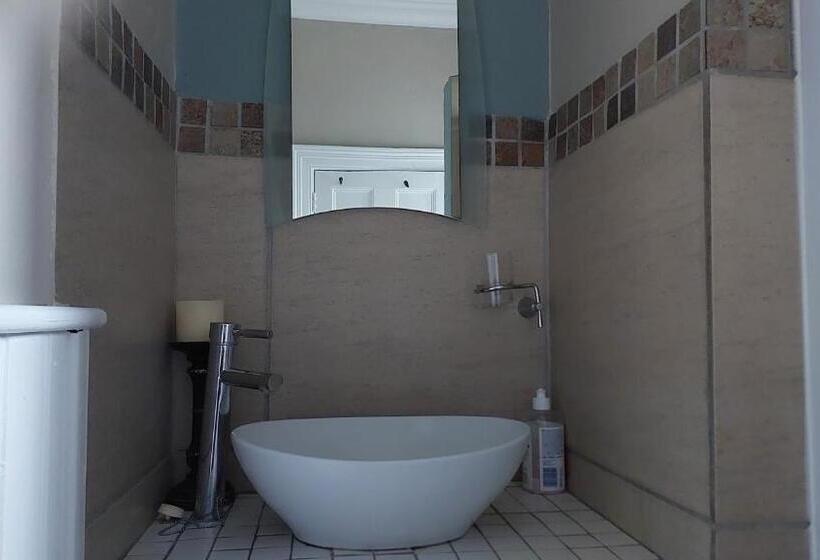 Номер Стандарт, The 3 Chimneys Guest House
