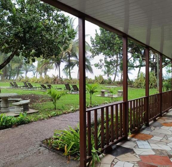 غرفة قياسية رباعية مطلة على الحديقة, Tortuguero Beachfront