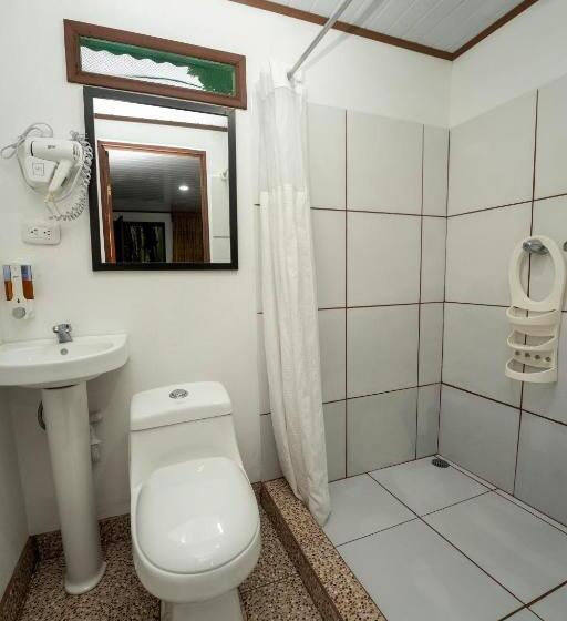 غرفة فردية  مطلة على الحديقة, Tortuguero Beachfront