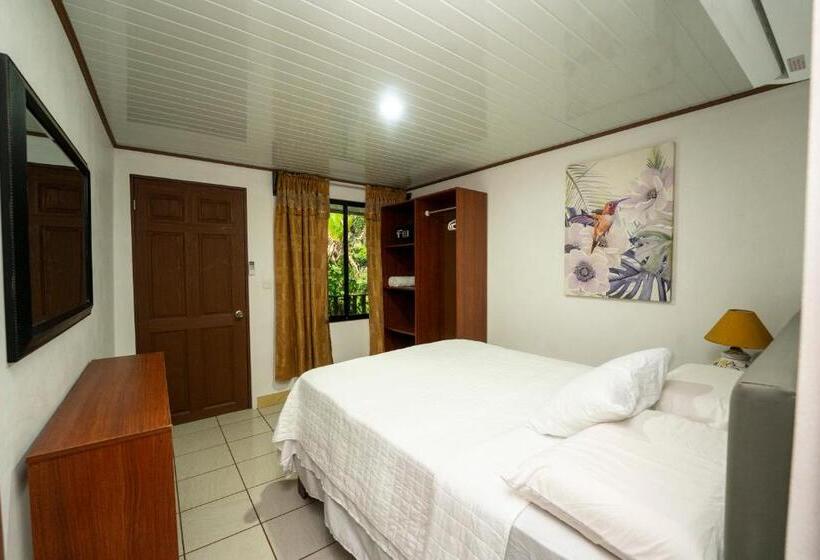 غرفة قياسية مطلّة علي الحديقة, Tortuguero Beachfront