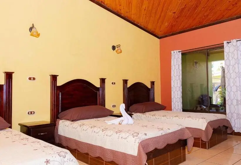 اتاق خانوادگی, Villa Hermosa