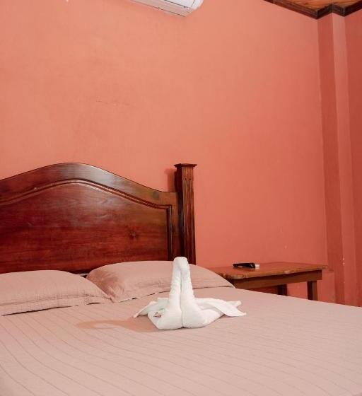 家庭间, Villa Hermosa