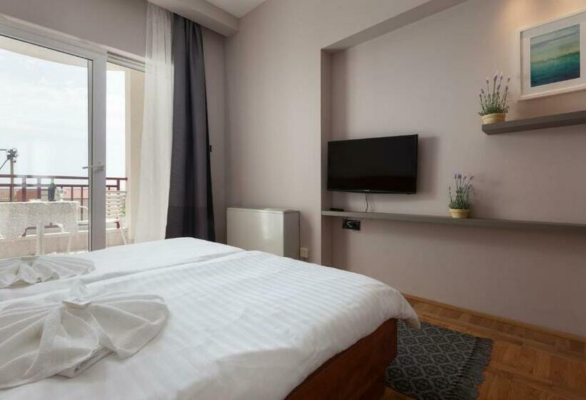 غرفة قياسية مطلّة علي البحر مزوَّدة بشُرفة, Villa Vinka