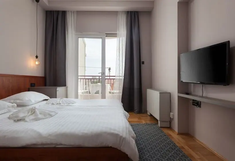Comfort-huone Merinäkymä, Villa Vinka